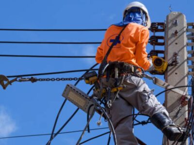 SEGURIDAD EN TRABAJOS ELÉCTRICOS